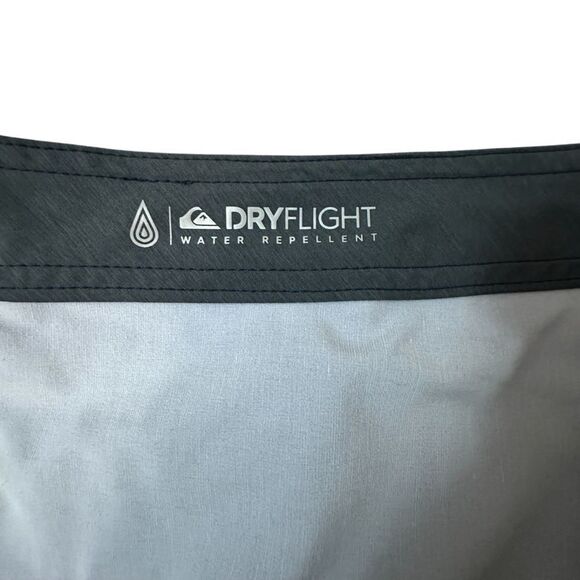 Quiksilver ~ Mens grey Boardshorts ~ size 40 - Picture 9 of 14